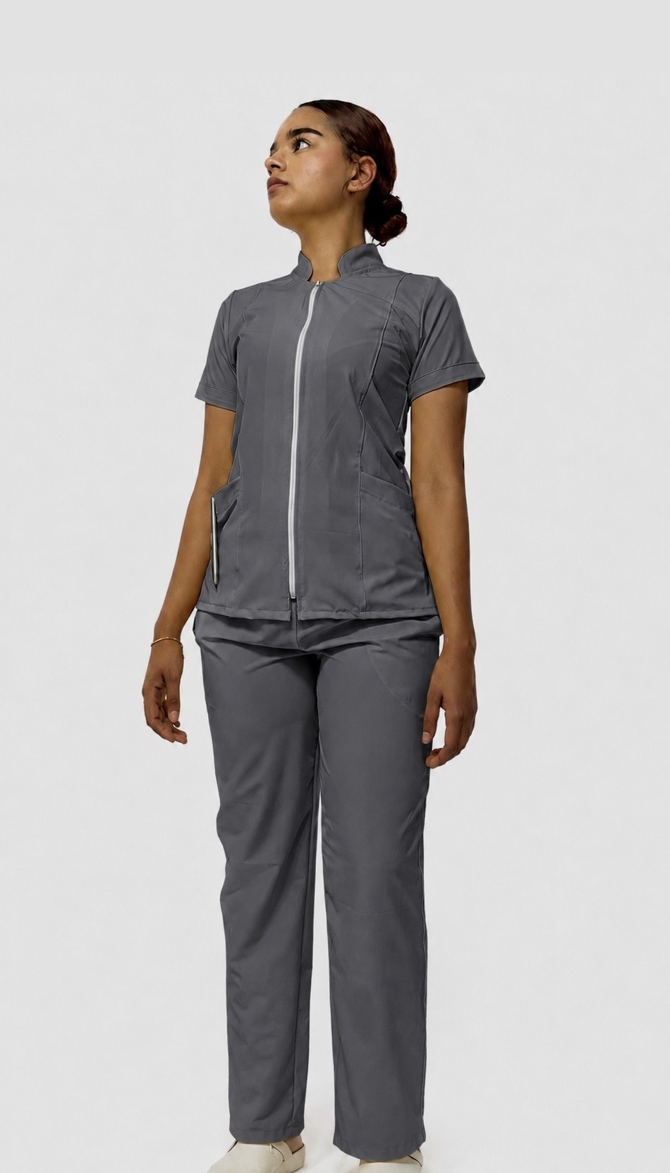 Uniforme antifluido Cuello Mao