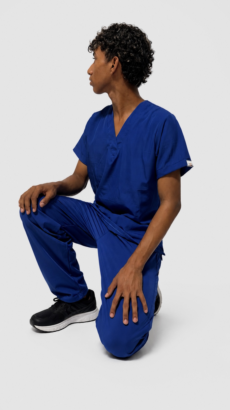 Uniforme Antifluido Cuello V — Demo - Image 14