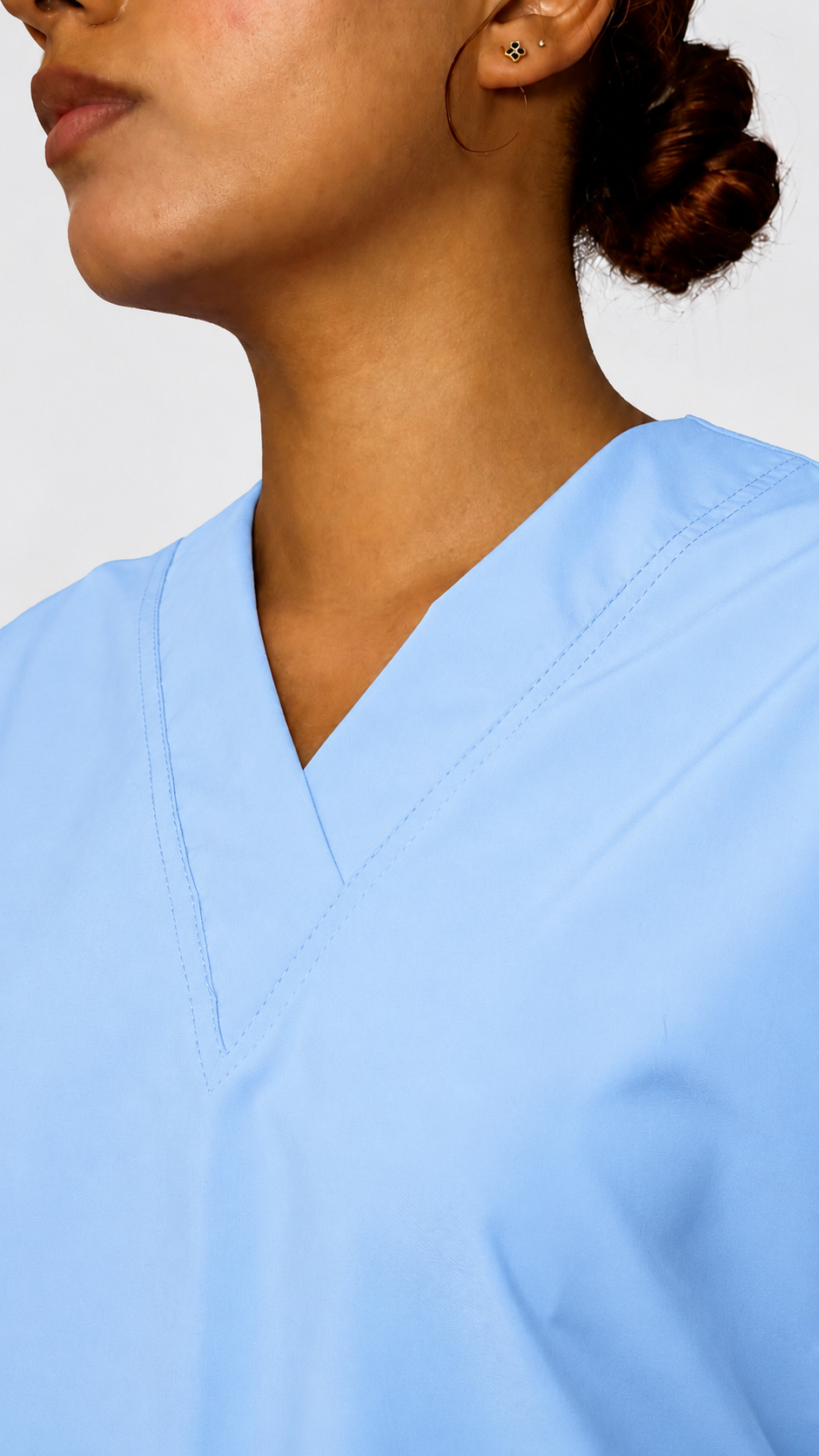 Uniforme Antifluido Cuello V — Demo - Image 8